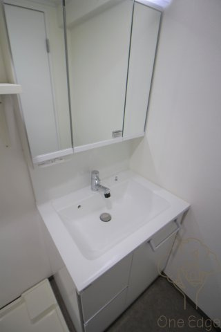 グレース北梅田の独立洗面台