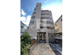 ラレーブ蕨中央の外観