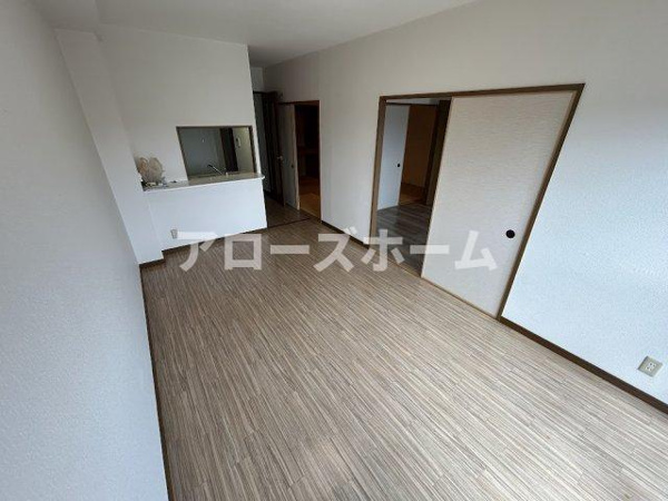 神戸市西区小山のマンションの内装