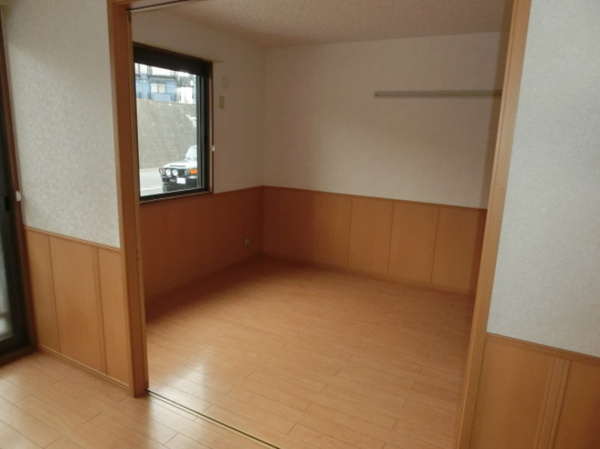 【エスコルタ東台の寝室】