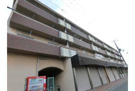 ロイヤルコーポ忠岡の外観