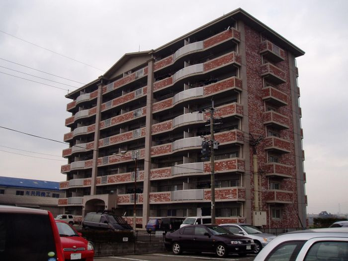 三潴郡大木町大字上木佐木&nbsp;8階建&nbsp;築29年のイメージ