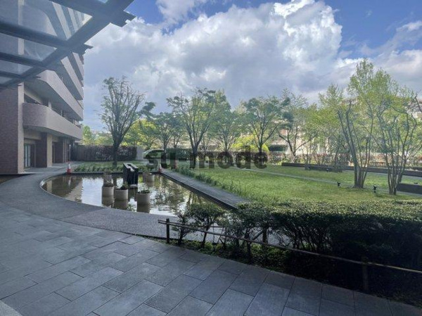 ライオンズガーデン千里丘の周辺