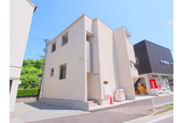 Precious Court（プレシャスコート）の外観