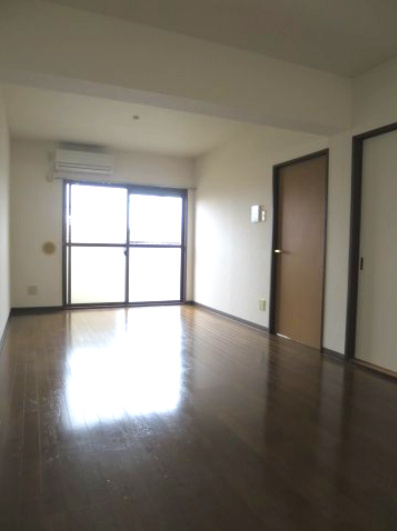 グリーンハイムの居間