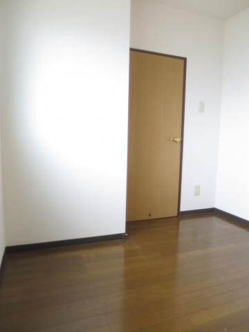 グリーンハイムの洋室