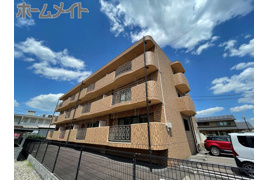 アーバングランデの外観