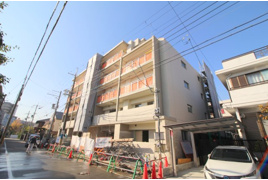 ブリエヴェール北桜塚の外観