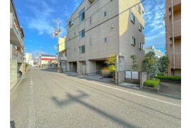 アヴニールの外観