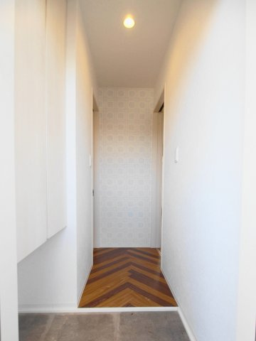 【Le Rivage大町東の玄関】