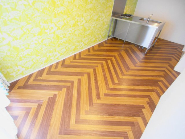 【Le Rivage大町東の玄関】