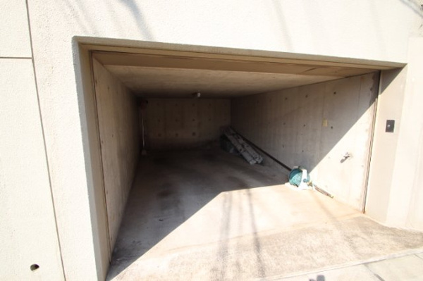 【下作延1丁目戸建てのその他設備】