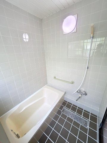 【下作延1丁目戸建ての浴室】