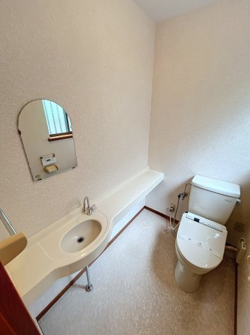 【下作延1丁目戸建てのトイレ】