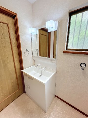 【下作延1丁目戸建ての洗面所】