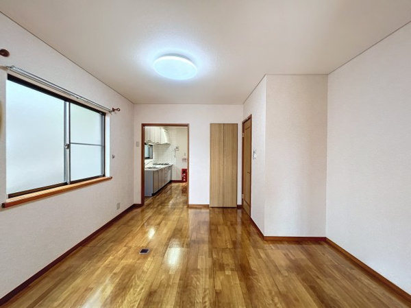 【下作延1丁目戸建ての居間】