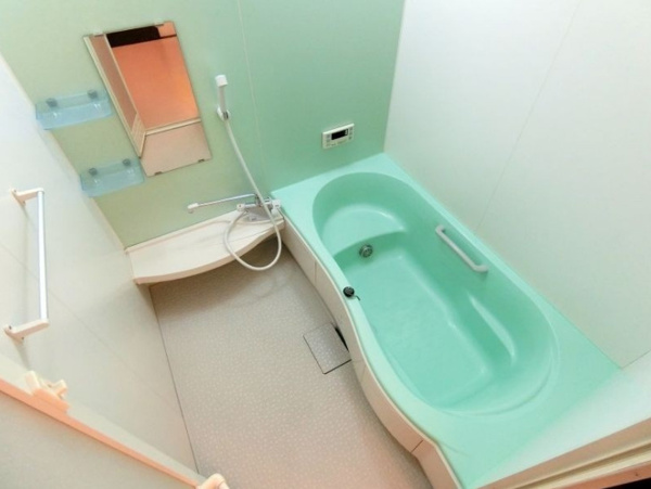 【ルアンAの浴室】