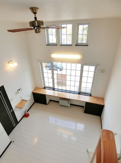 【ルアンAの居間】