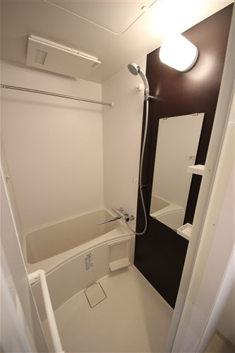 セオリー大阪リバークロスの浴室