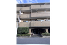 グランピア長居公園の外観