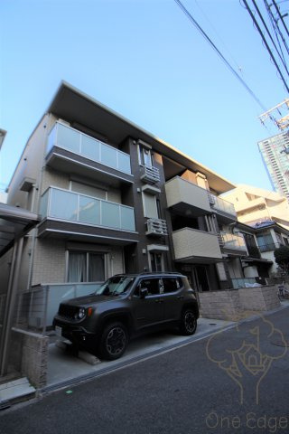 ウエストキューブの画像
