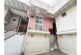 西宮市小松北町のタウンハウスの外観