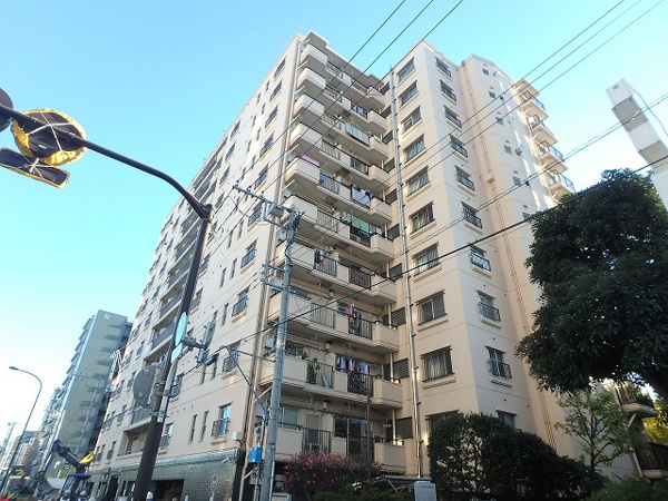 北区堀船のマンションの外観