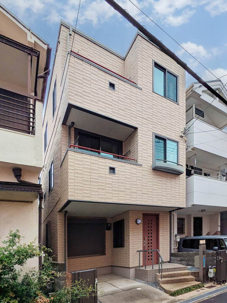 【吹田市泉町5丁目戸建ての外観】
