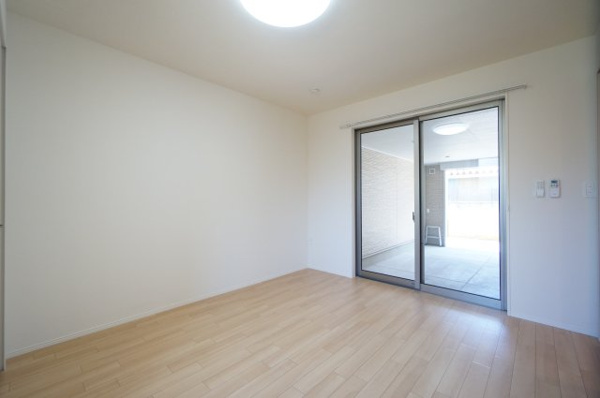 【G・シエルクレールの洋室】