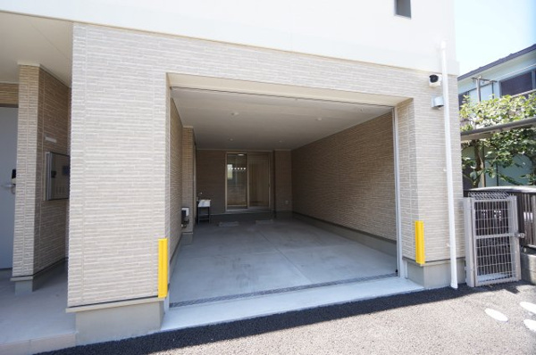 【G・シエルクレールのエントランス】