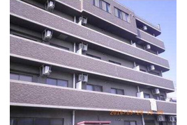 センターフィールドマンションの外観