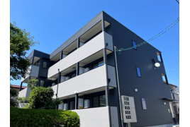 West River 五日市駅南の外観