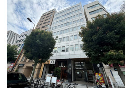 リアライズ谷町ビルの外観