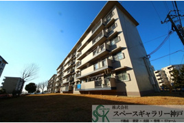 新多聞第二住宅110号棟の外観