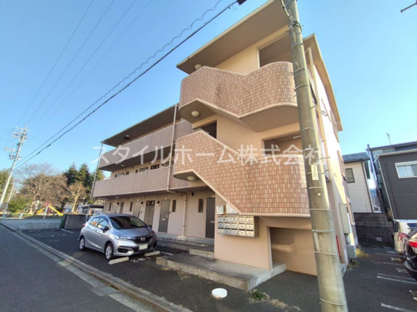 サンライズ羽根井本町の外観