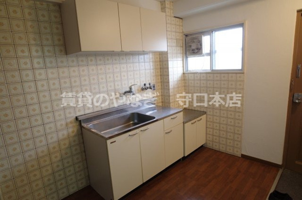 光永住のキッチン