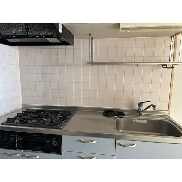 【サン・笹安ビルのキッチン】