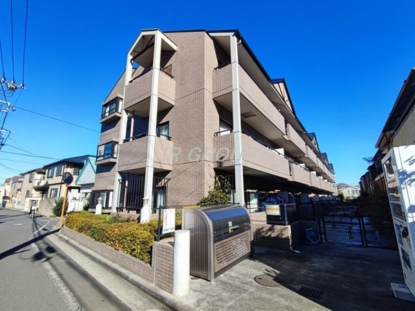 ヴィラージュ中村橋の外観