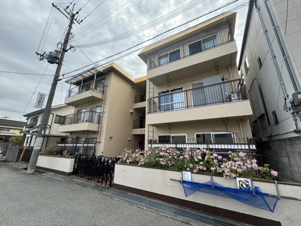 ロダン塚口の外観