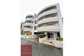 シャトー柴原の外観