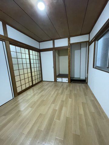 本庄ハイツの居間