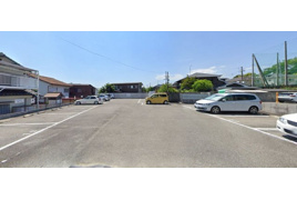 上池田建産パーキング中学校南側の外観