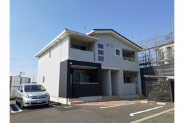 さいたま市西区西大宮のアパートの外観