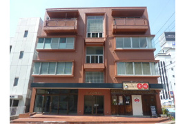 アーバンスタービルの外観