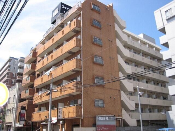 スターハイツ横須賀中央の外観