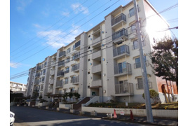 アイビ・ネオハイツ酒々井5号棟の外観