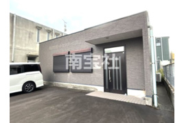 鹿児島市東谷山の事務所の外観