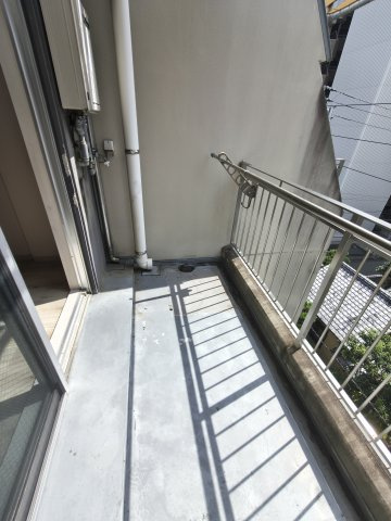 【アムールコウキのバルコニー】