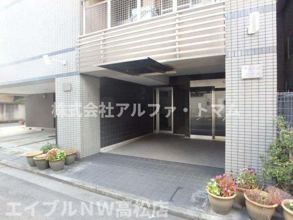 【アムールコウキのエントランス】