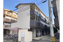 ユニヴSSの外観